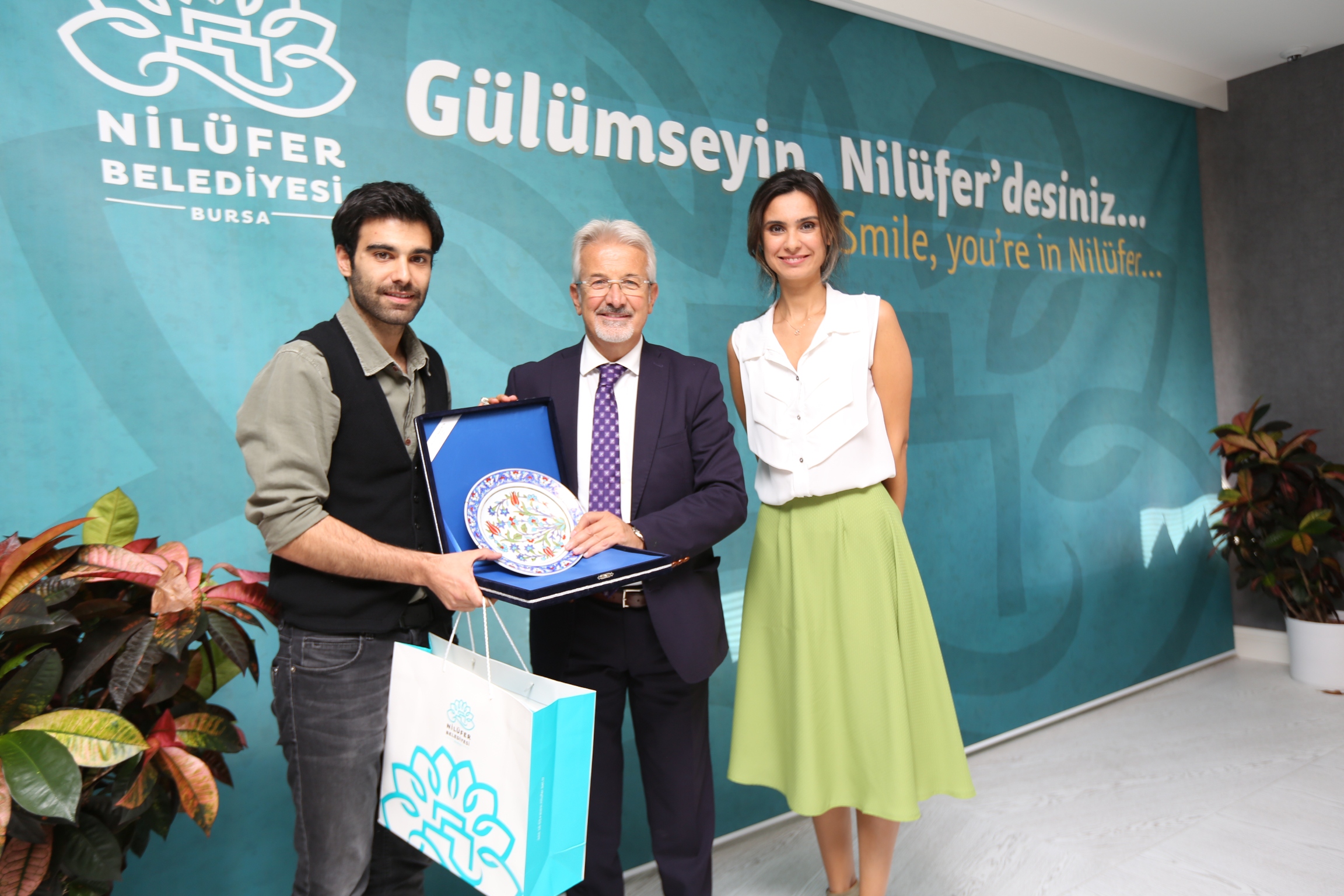 Odul Sevincini Baskan Ile Paylasti Bursa Belediyeler